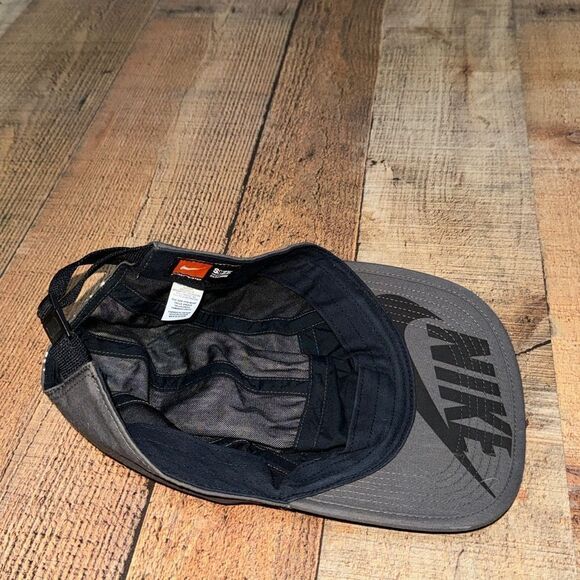 Nike AW84 5-Panel Abstract Pattern Shard Adjustable Dri Fit Hat Running Cap - Picture 2 of 8